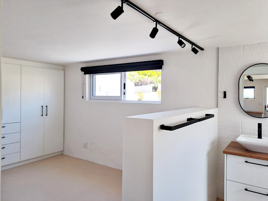 4 Bedroom Property for Sale in Agulhas Western Cape